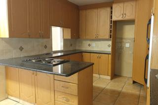 To Let 4 Bedroom Property for Rent in Klippoortjie Gauteng