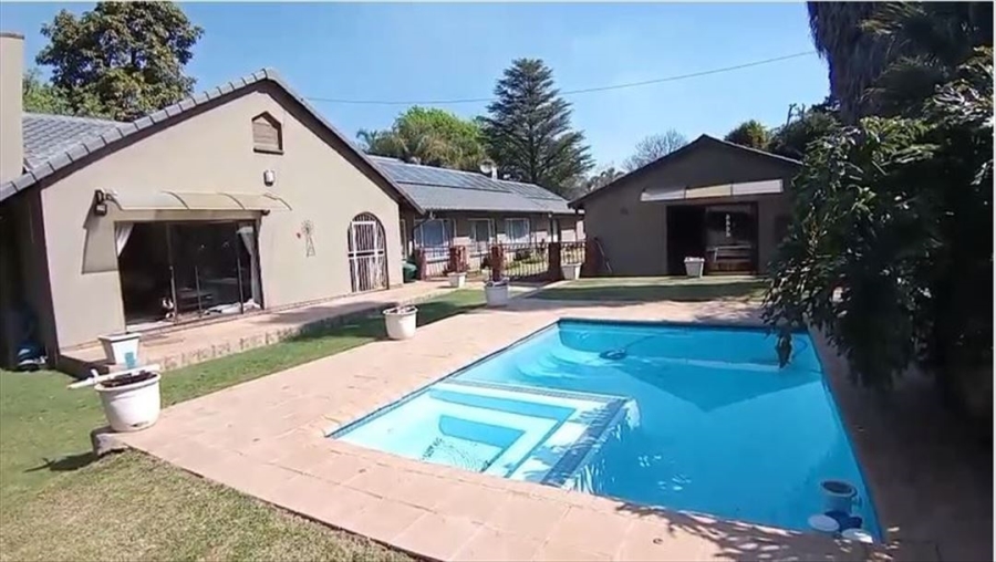 5 Bedroom Property for Sale in Terenure Gauteng