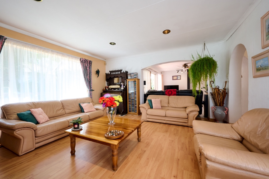 3 Bedroom Property for Sale in Vorna Valley Gauteng