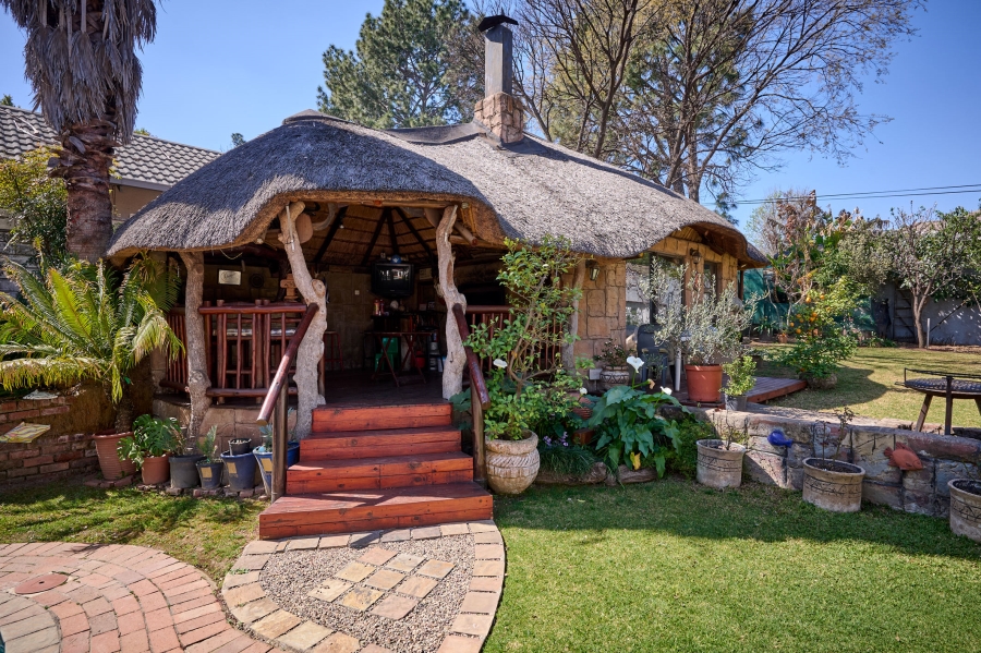 3 Bedroom Property for Sale in Vorna Valley Gauteng