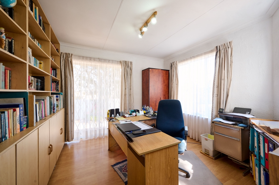 3 Bedroom Property for Sale in Vorna Valley Gauteng