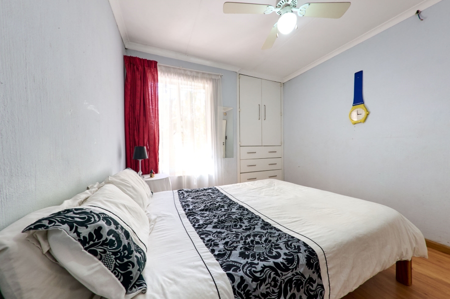 3 Bedroom Property for Sale in Vorna Valley Gauteng