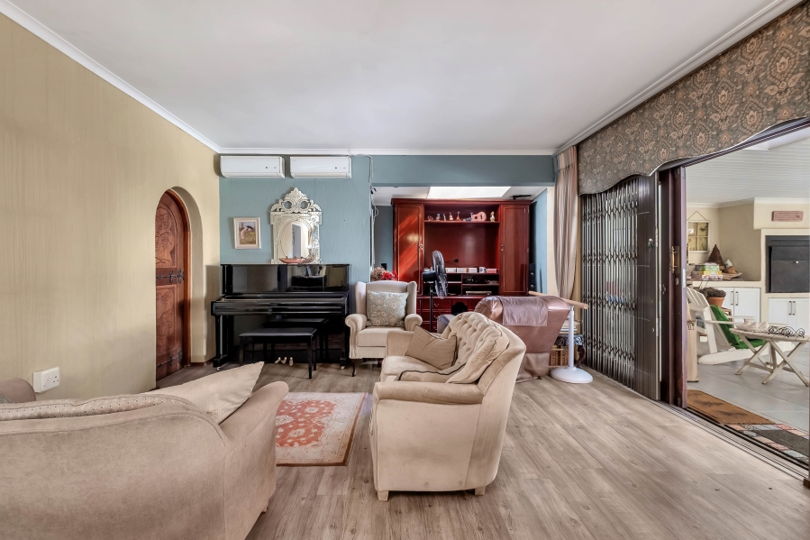 4 Bedroom Property for Sale in Morningside Gauteng