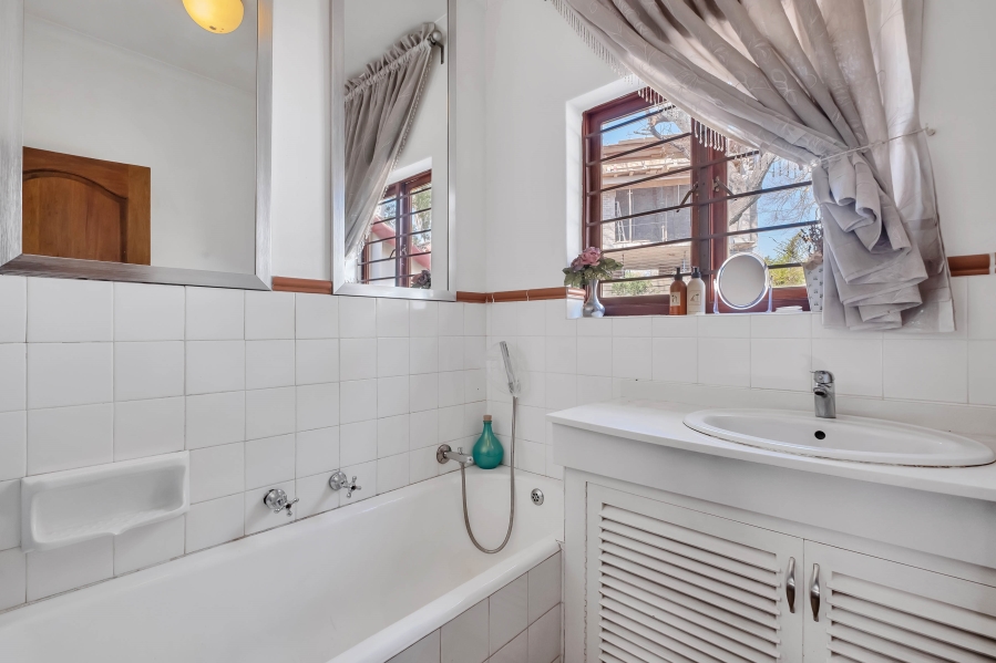 4 Bedroom Property for Sale in Morningside Gauteng