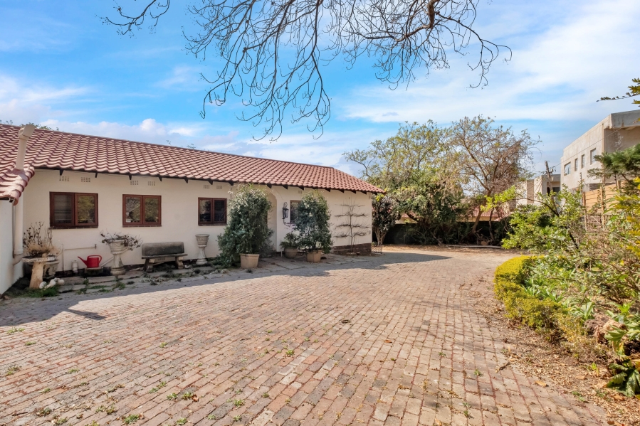 4 Bedroom Property for Sale in Morningside Gauteng