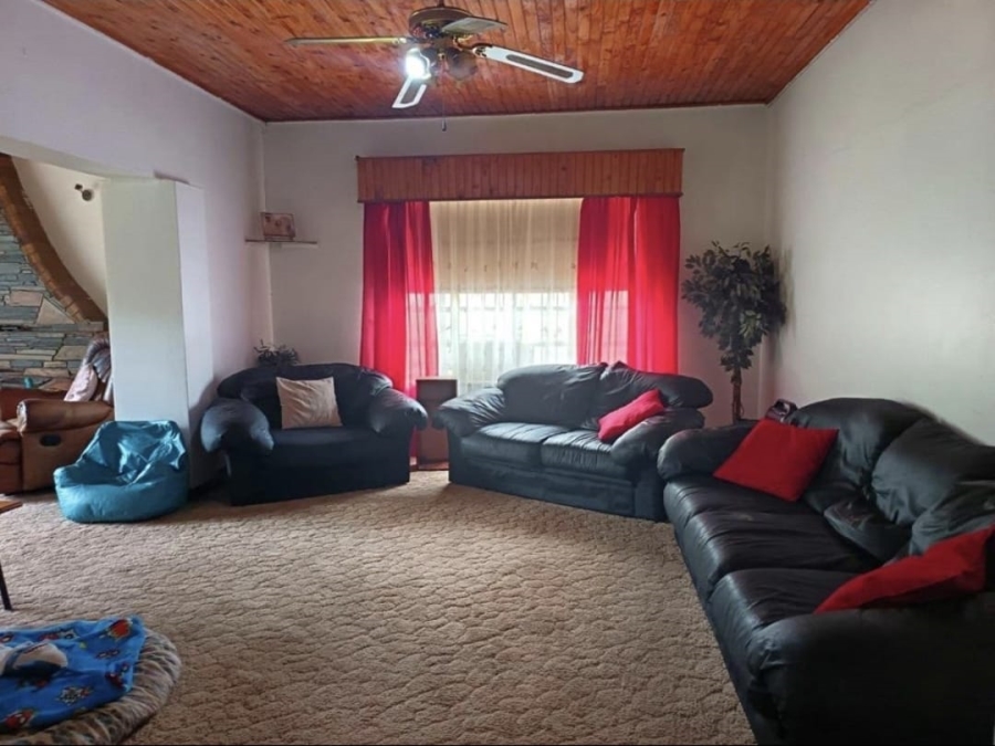 3 Bedroom Property for Sale in Strubenvale Gauteng