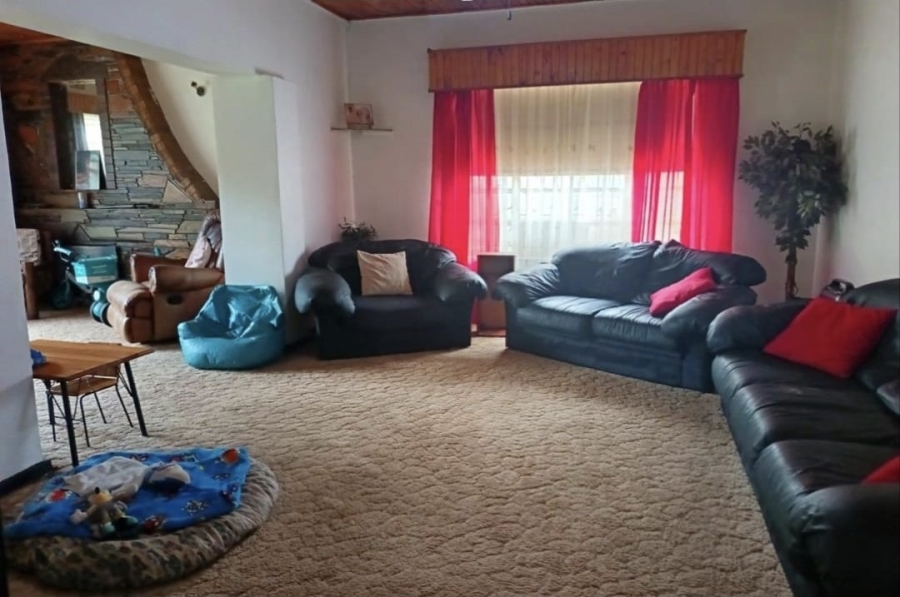 3 Bedroom Property for Sale in Strubenvale Gauteng