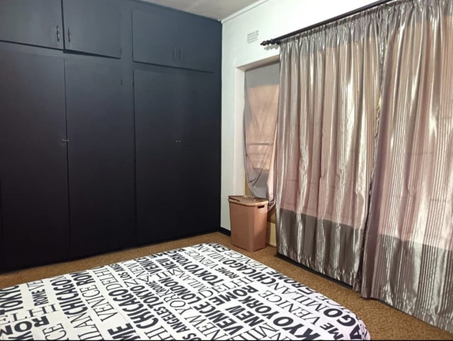 3 Bedroom Property for Sale in Strubenvale Gauteng