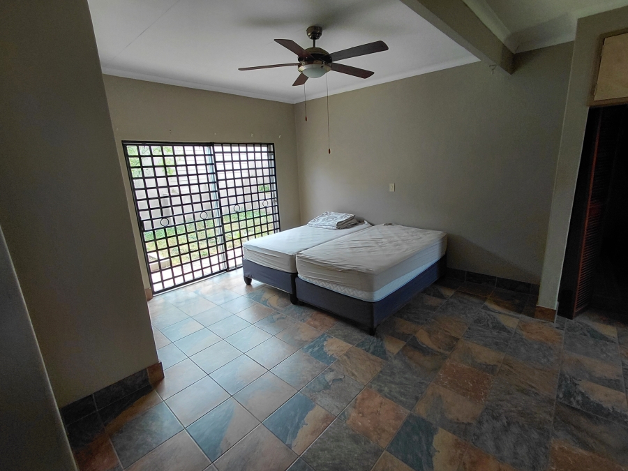 5 Bedroom Property for Sale in Waterkloof Ridge Gauteng