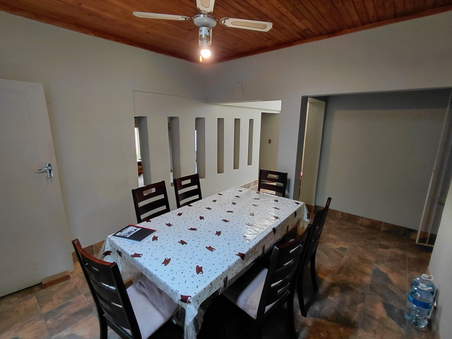 5 Bedroom Property for Sale in Waterkloof Ridge Gauteng