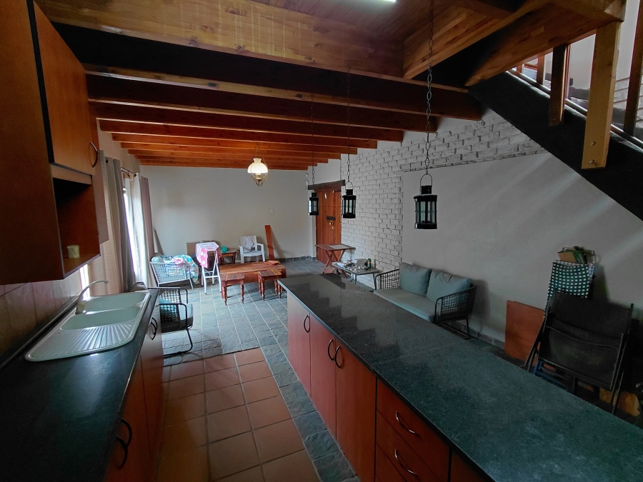 5 Bedroom Property for Sale in Waterkloof Ridge Gauteng