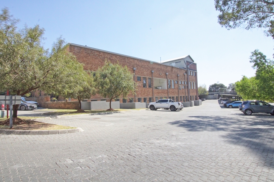 2 Bedroom Property for Sale in Braamfontein Gauteng