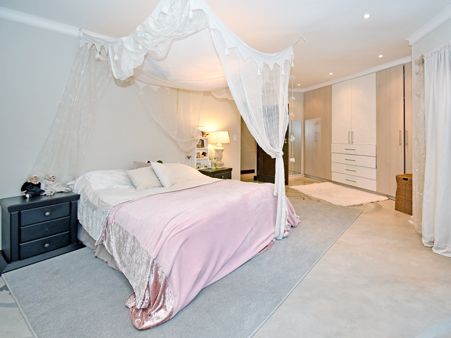 6 Bedroom Property for Sale in Bryanston East Gauteng