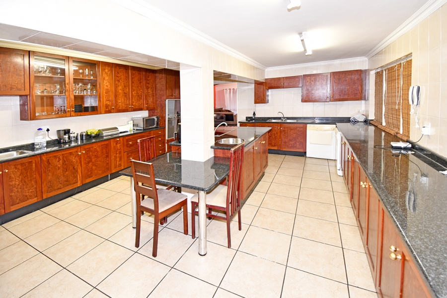 13 Bedroom Property for Sale in Atholl Gauteng
