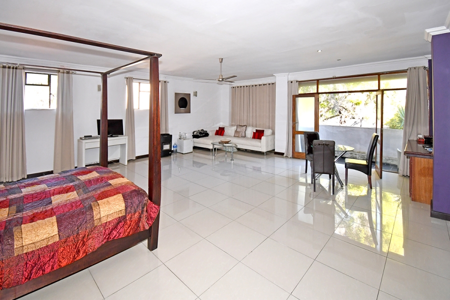 13 Bedroom Property for Sale in Atholl Gauteng