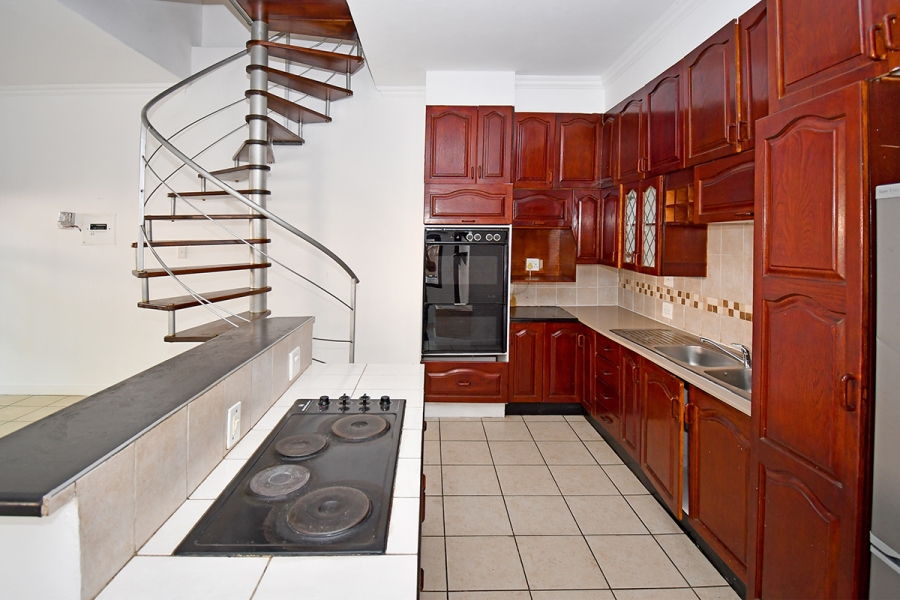 13 Bedroom Property for Sale in Atholl Gauteng