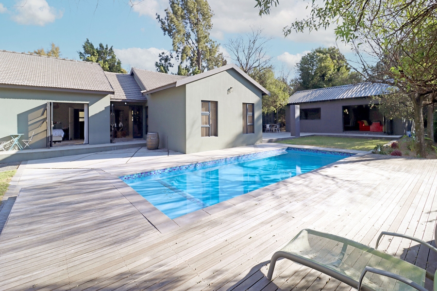 5 Bedroom Property for Sale in Klevehill Park Gauteng