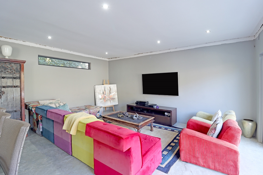 5 Bedroom Property for Sale in Klevehill Park Gauteng