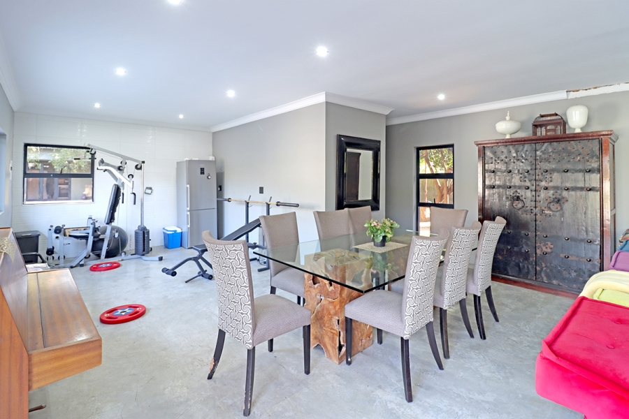 5 Bedroom Property for Sale in Klevehill Park Gauteng