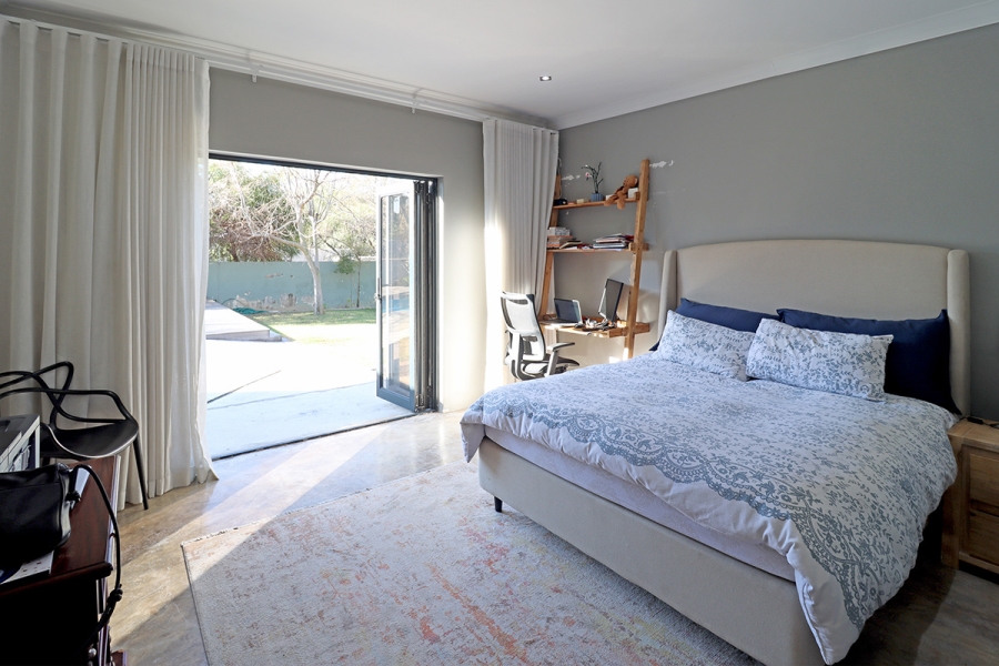 5 Bedroom Property for Sale in Klevehill Park Gauteng