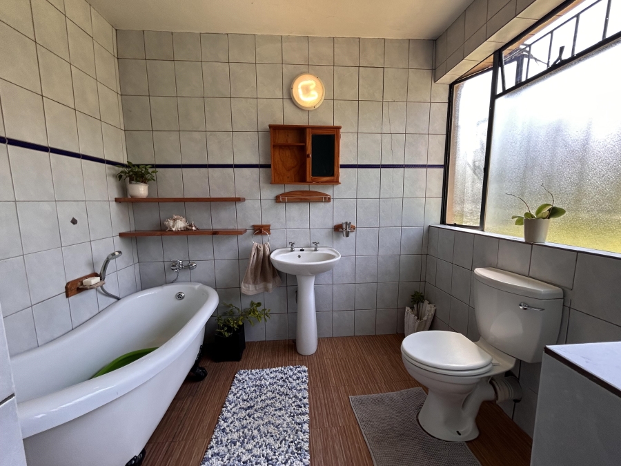 3 Bedroom Property for Sale in Highlands North Gauteng