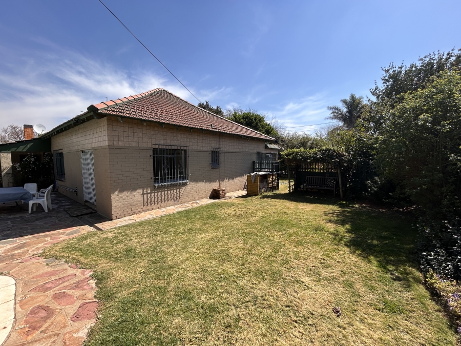 3 Bedroom Property for Sale in Highlands North Gauteng