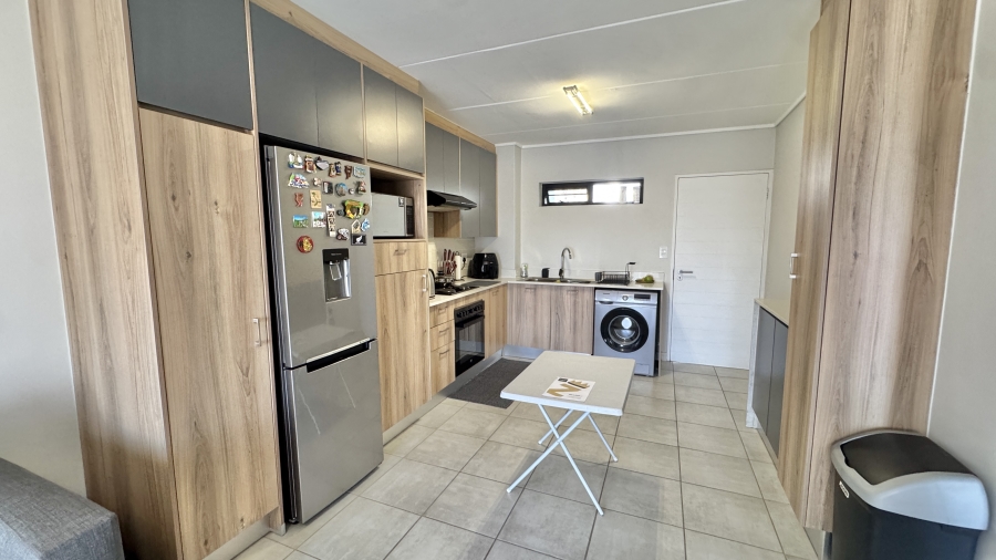To Let 2 Bedroom Property for Rent in Linbro Park Gauteng