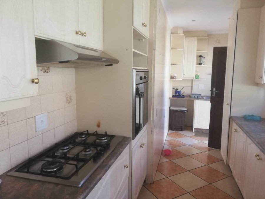 4 Bedroom Property for Sale in Rant En Dal Gauteng