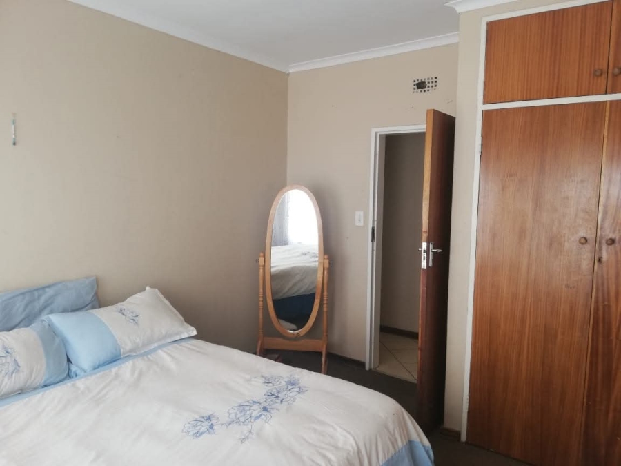 4 Bedroom Property for Sale in Rant En Dal Gauteng
