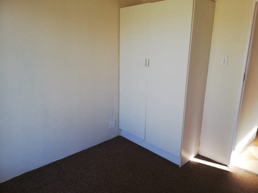 4 Bedroom Property for Sale in Rant En Dal Gauteng