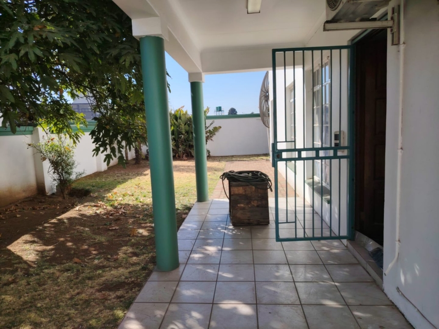3 Bedroom Property for Sale in Hectorton Gauteng