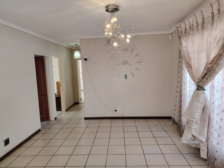3 Bedroom Property for Sale in Hectorton Gauteng