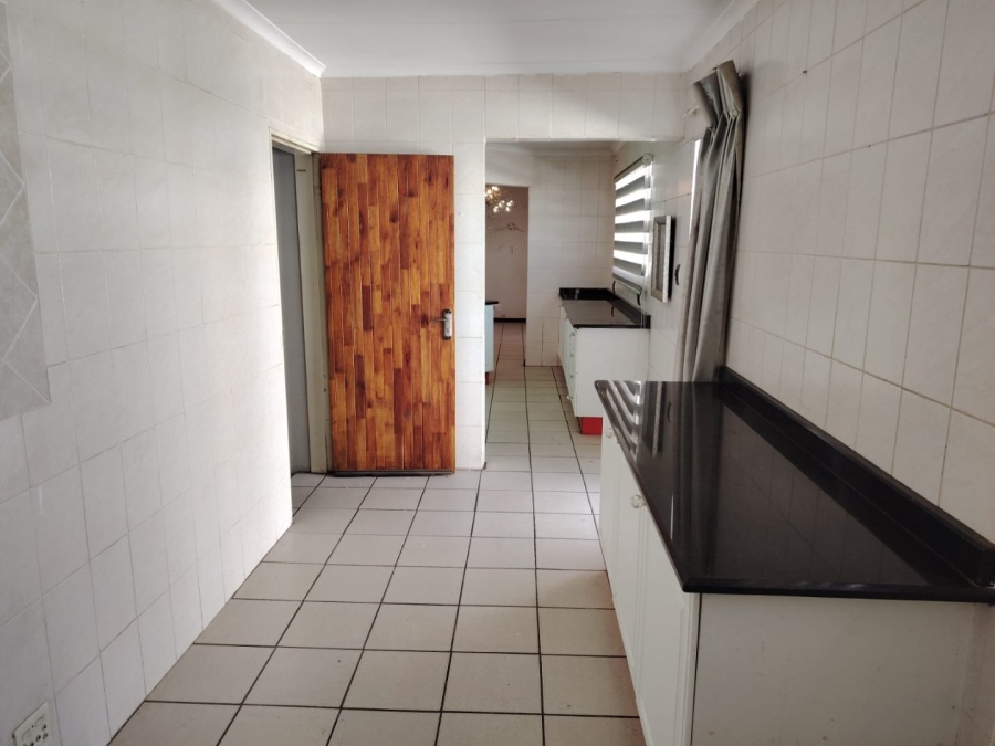 3 Bedroom Property for Sale in Hectorton Gauteng