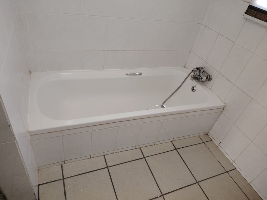 3 Bedroom Property for Sale in Hectorton Gauteng
