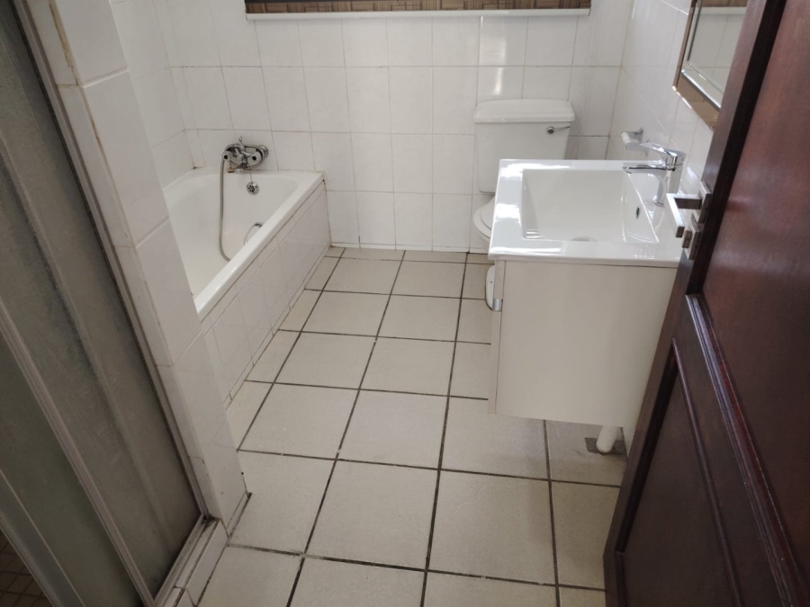 3 Bedroom Property for Sale in Hectorton Gauteng