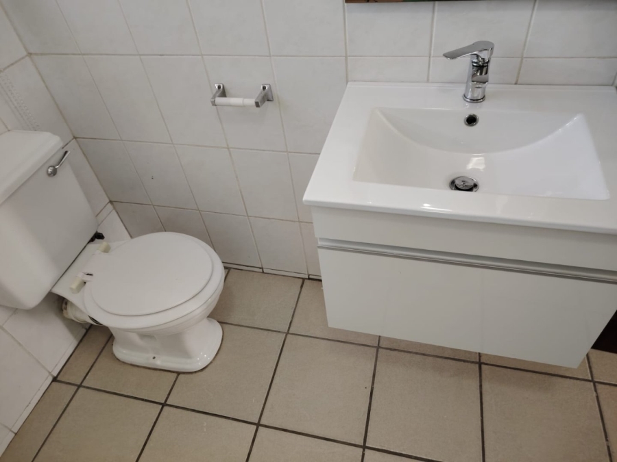 3 Bedroom Property for Sale in Hectorton Gauteng