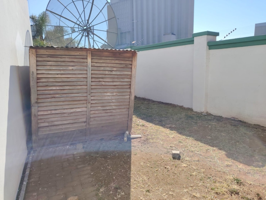 3 Bedroom Property for Sale in Hectorton Gauteng