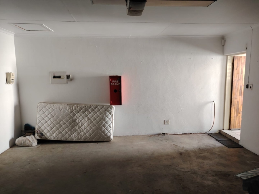 3 Bedroom Property for Sale in Hectorton Gauteng