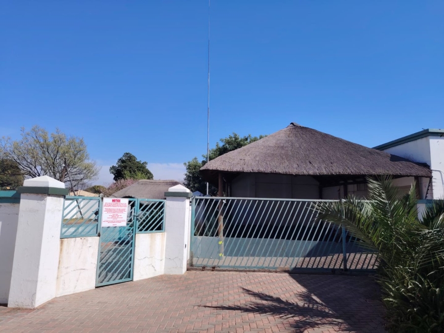 3 Bedroom Property for Sale in Hectorton Gauteng