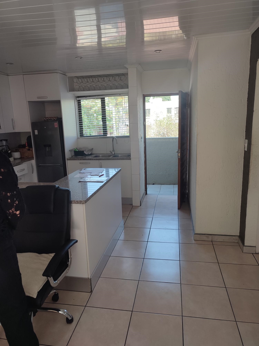 2 Bedroom Property for Sale in Noordhang Gauteng