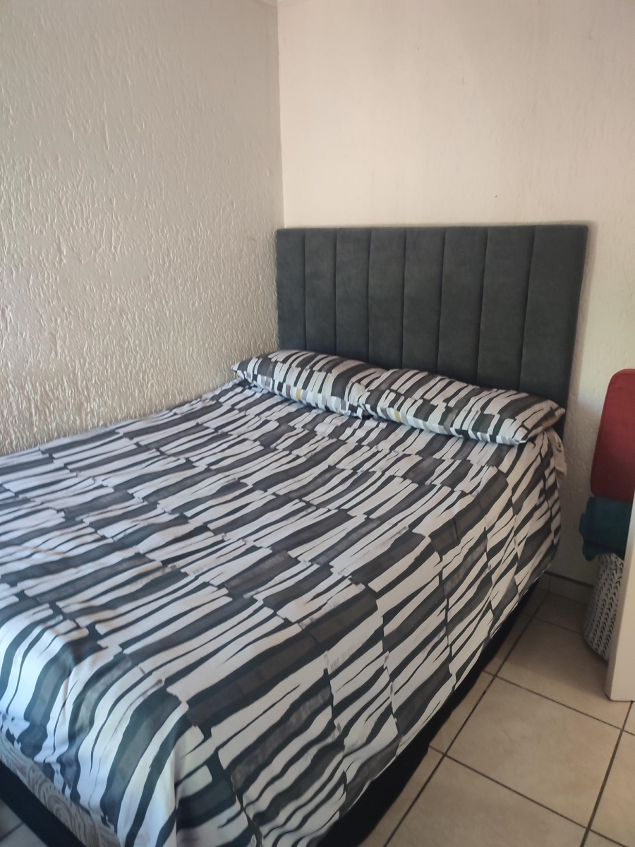2 Bedroom Property for Sale in Noordhang Gauteng
