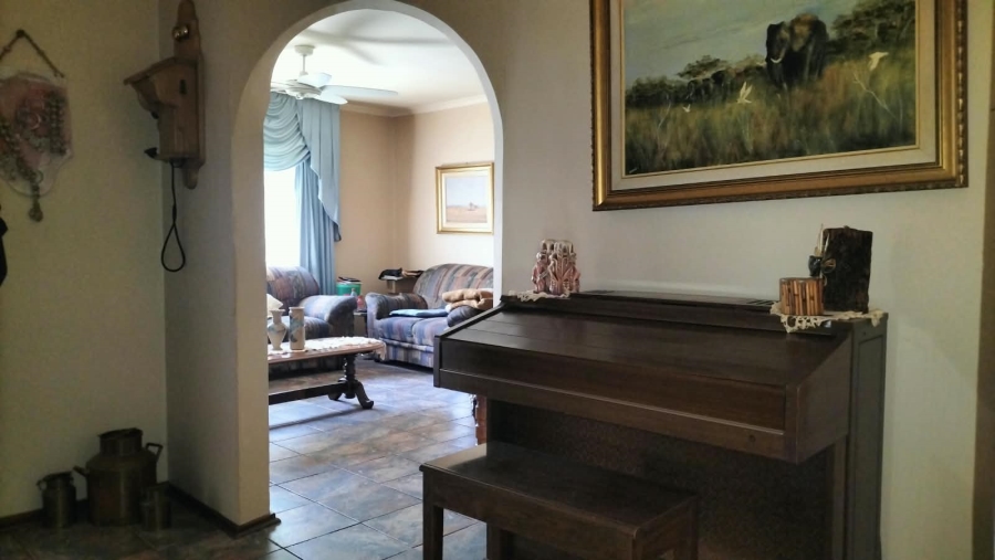 4 Bedroom Property for Sale in Greenhills Gauteng