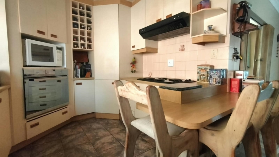 4 Bedroom Property for Sale in Greenhills Gauteng