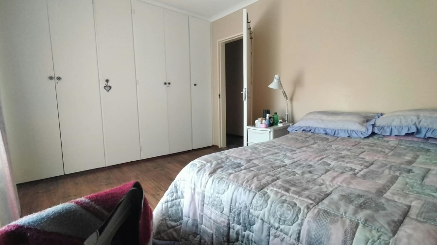 4 Bedroom Property for Sale in Greenhills Gauteng