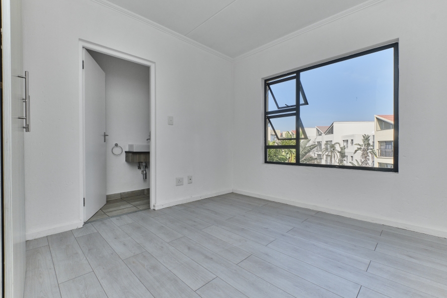 2 Bedroom Property for Sale in Beverley Gauteng