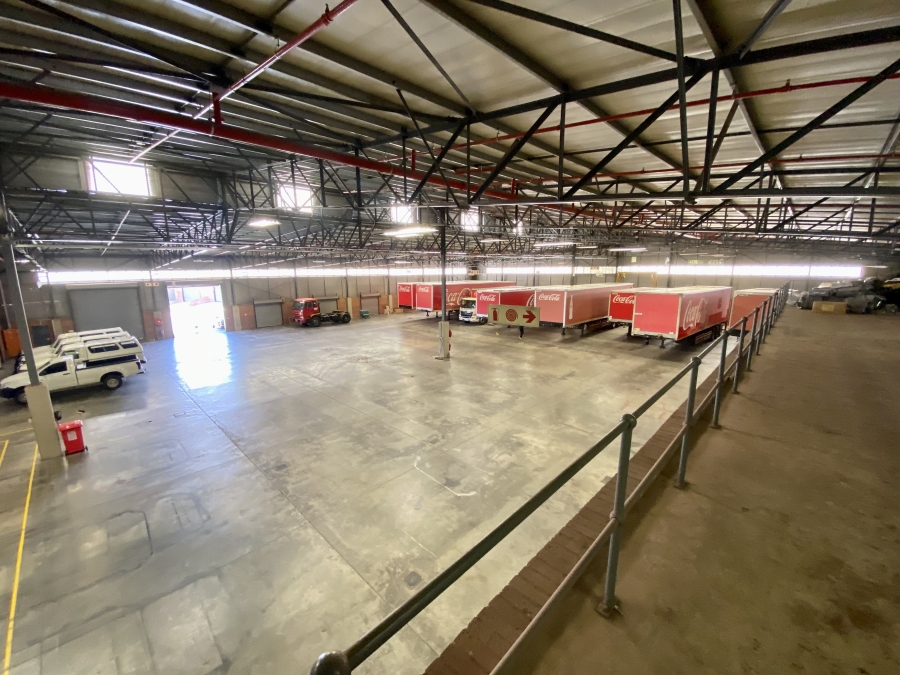 To Let Commercial Property for Rent in Randjespark Gauteng
