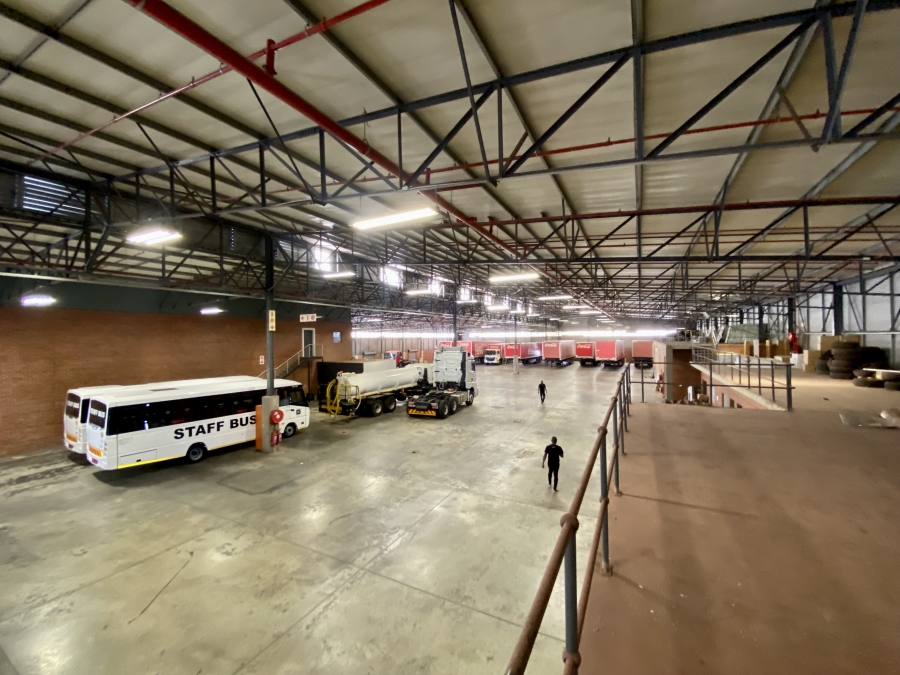 To Let Commercial Property for Rent in Randjespark Gauteng