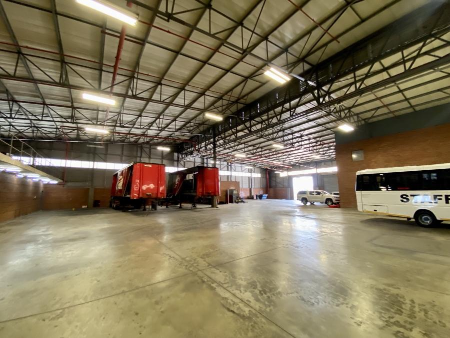 To Let Commercial Property for Rent in Randjespark Gauteng