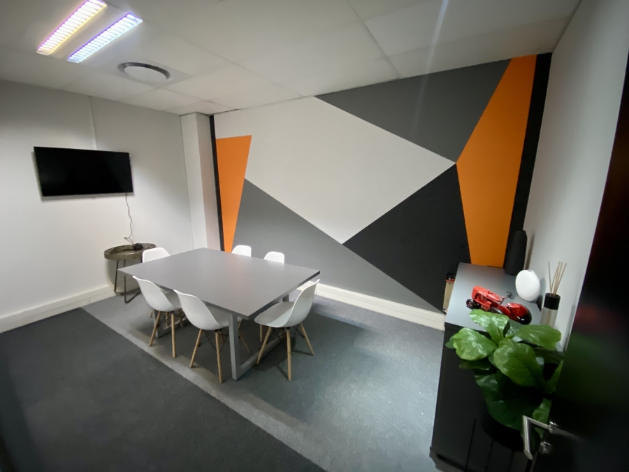 To Let Commercial Property for Rent in Randjespark Gauteng