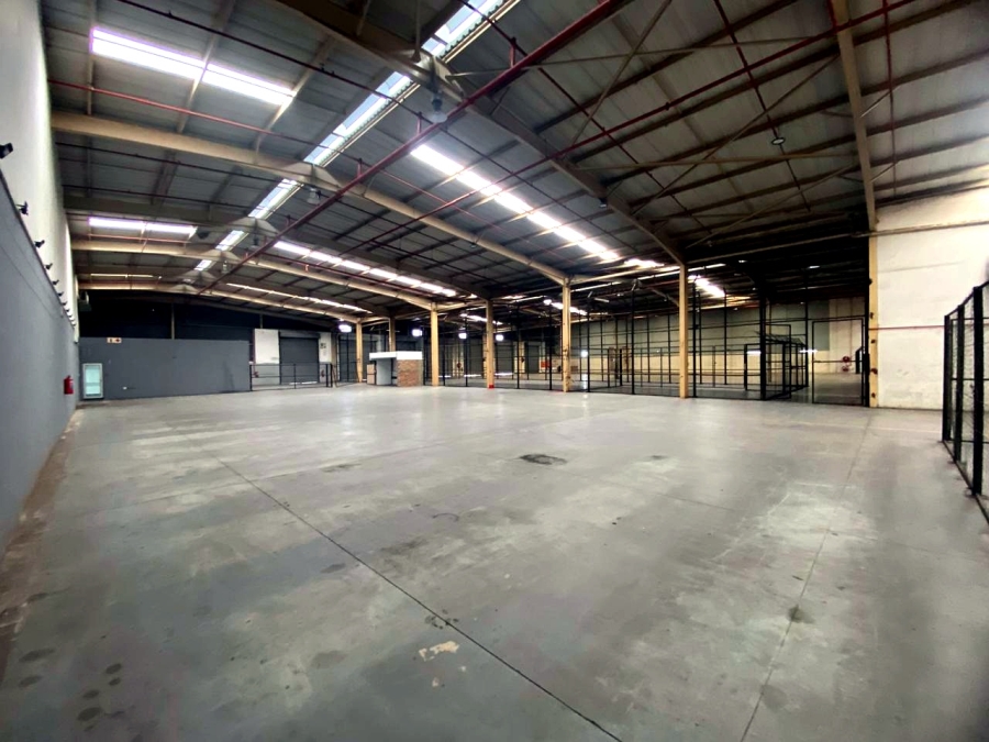 To Let Commercial Property for Rent in Randjespark Gauteng